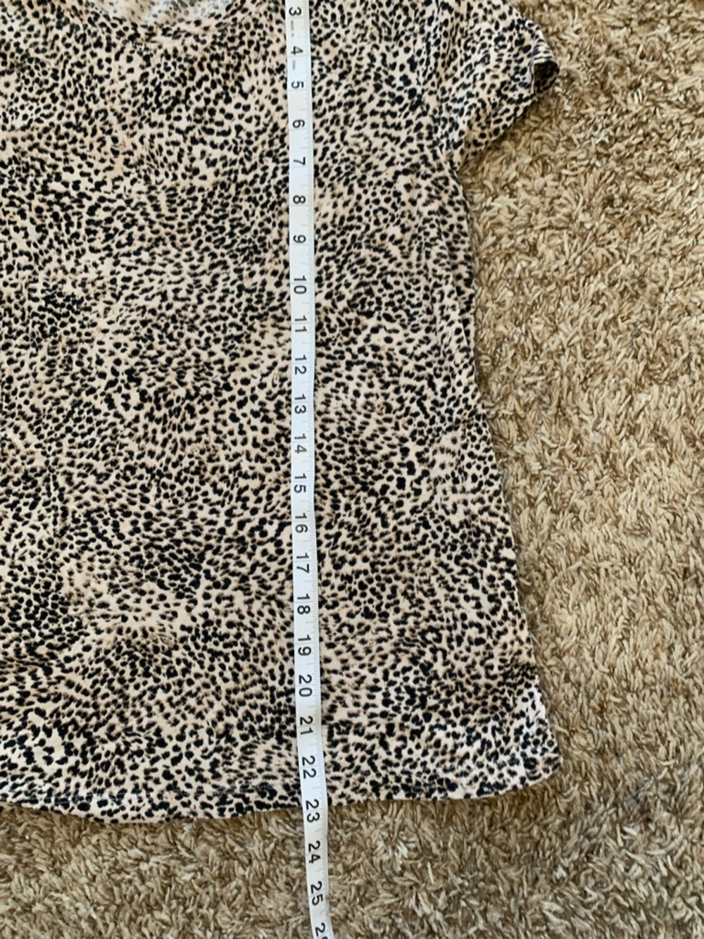 Athleta Women's Short Sleeve Cream and Black Cotton Leopard Print Top Small - Picture 9 of 9